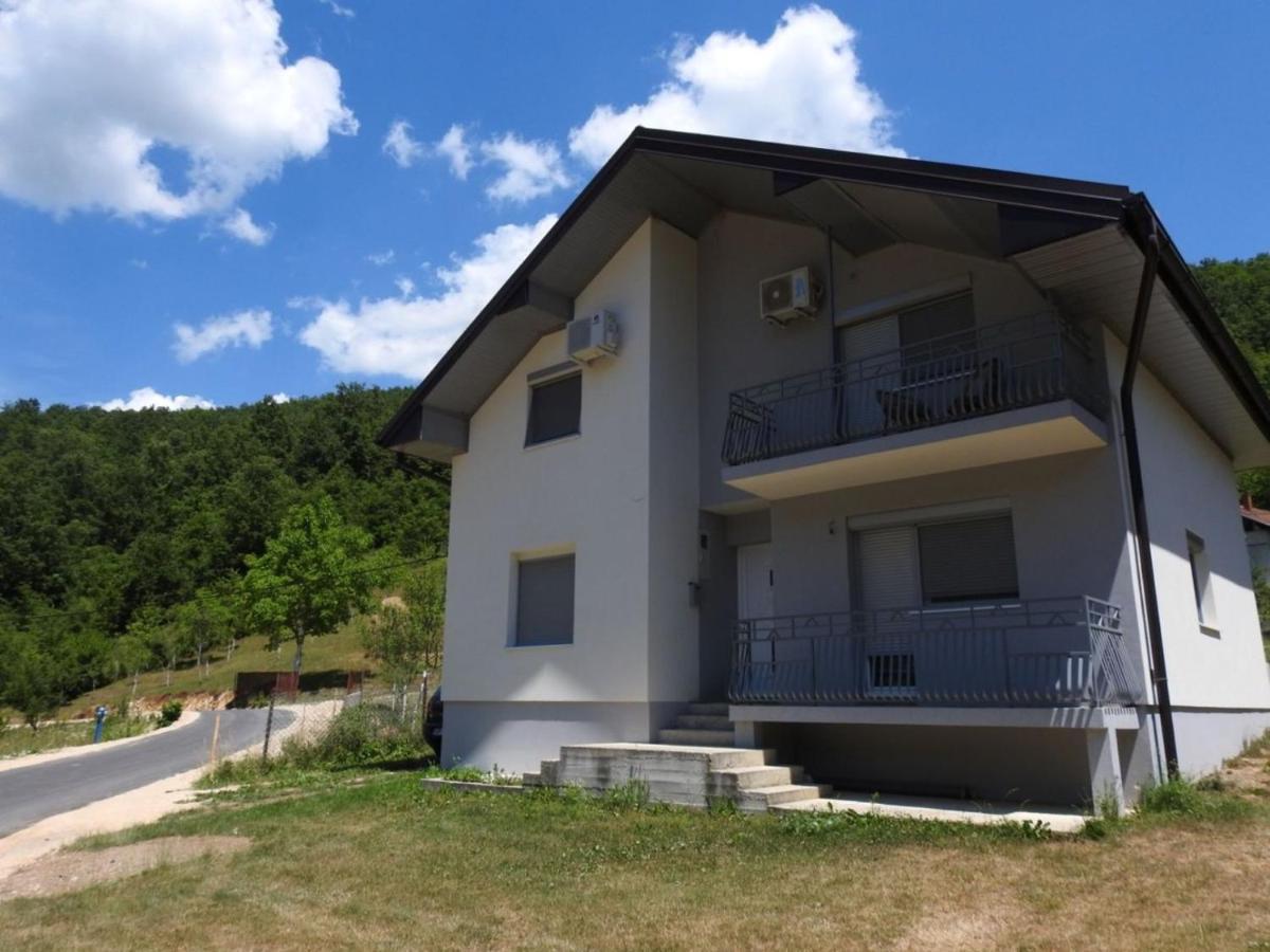 Omar & Una Apartmani Bihać Exterior foto